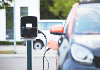 Comment bien choisir sa future voiture électrique ?